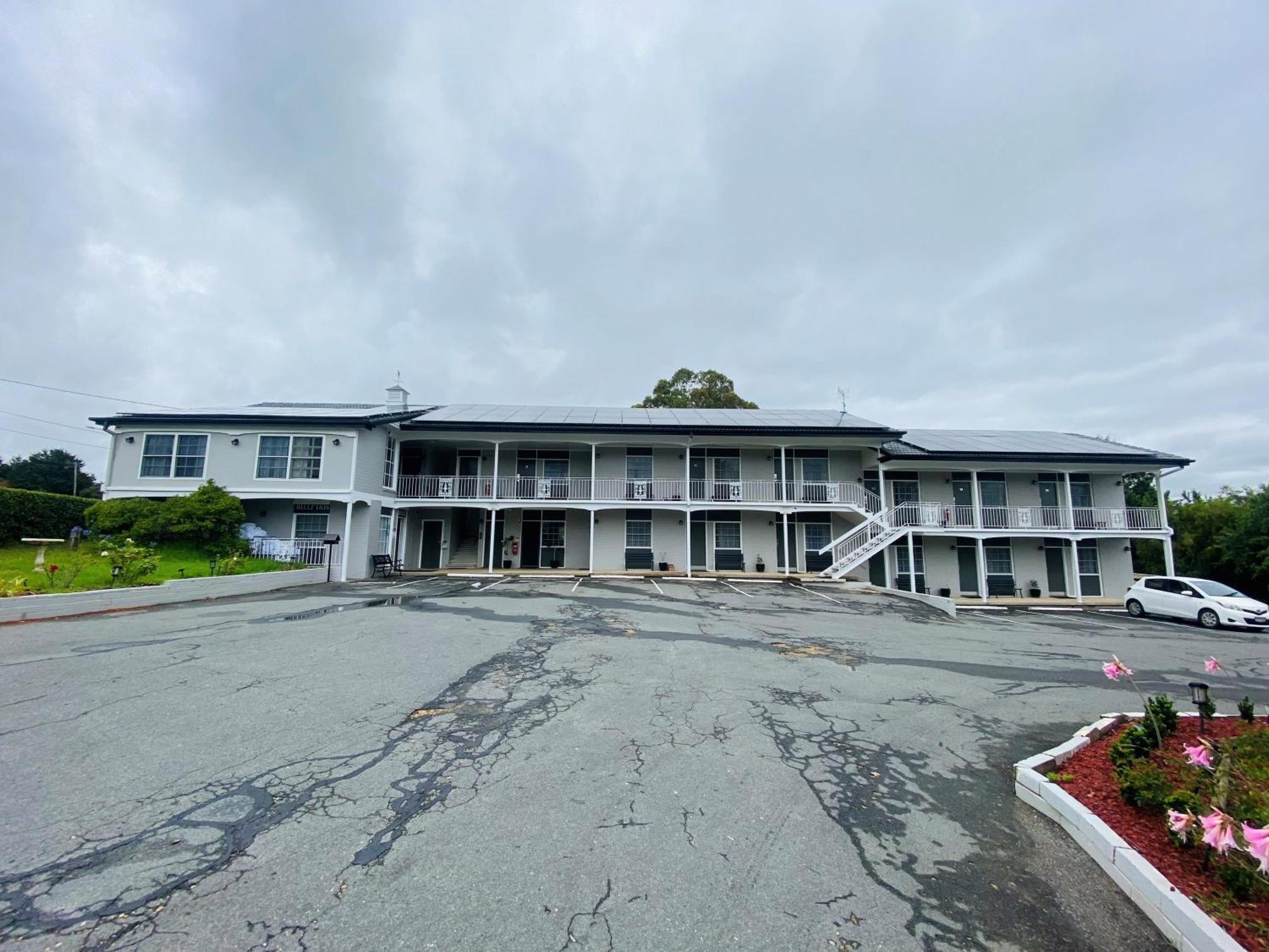Colonial Lodge Motor Inn Ясс Экстерьер фото