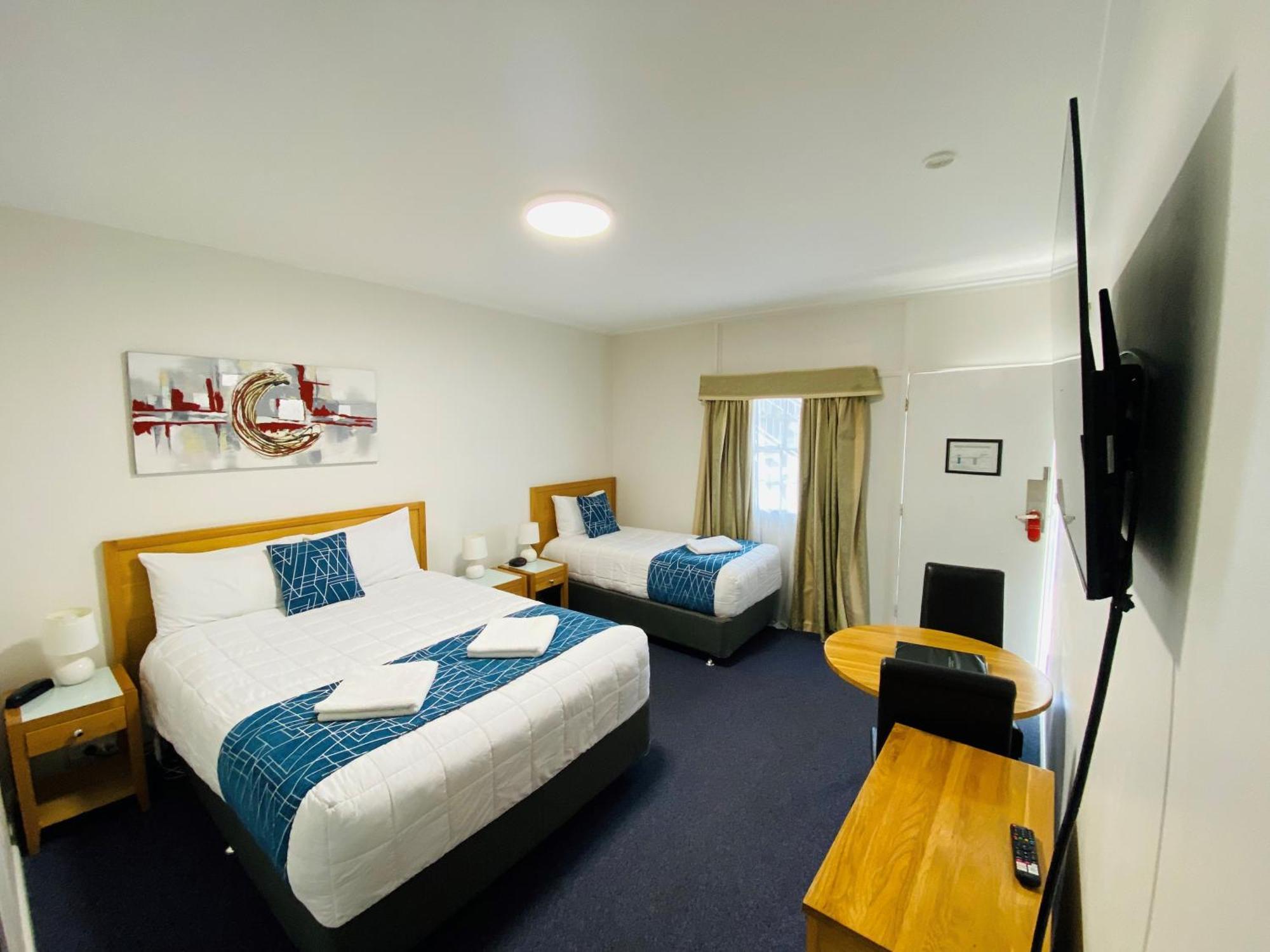 Colonial Lodge Motor Inn Ясс Экстерьер фото